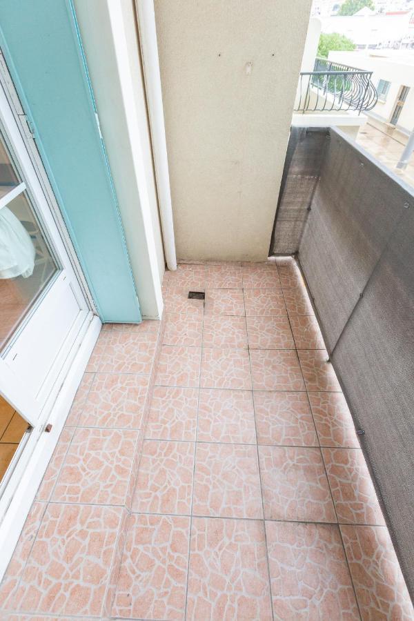 Superbe T4 Renove Spacieux Avec Stationnement Libre Et Gratuit Apartment Marseille Exterior photo